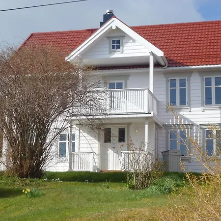 Hjorungneset Hébergement de vacances *